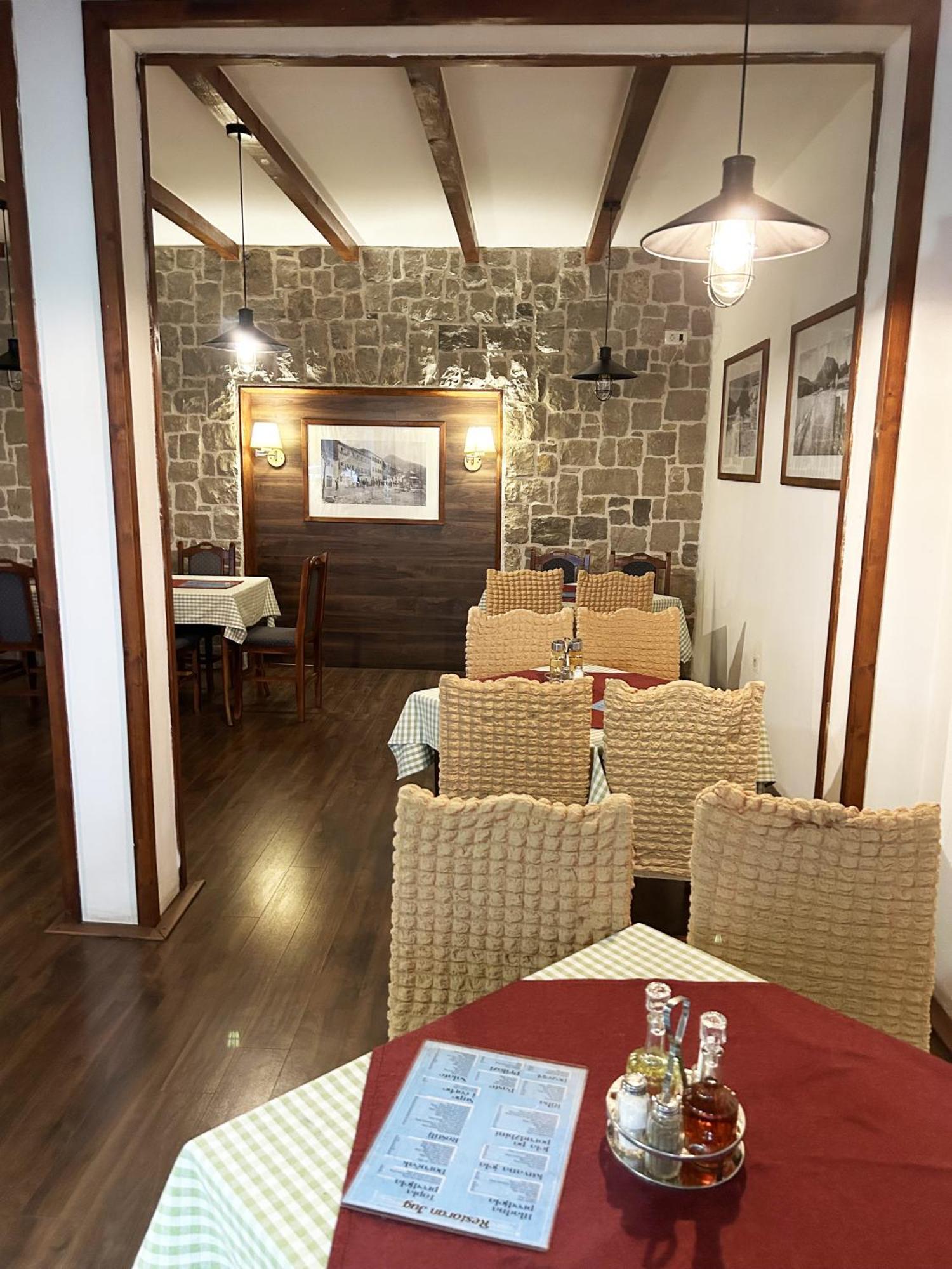 Restaurant & Apartments Jug Sutomore Kültér fotó